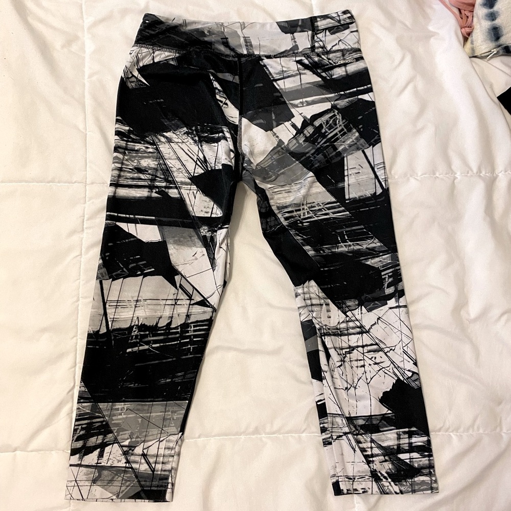 Adidas Patterned Cropped Leggings